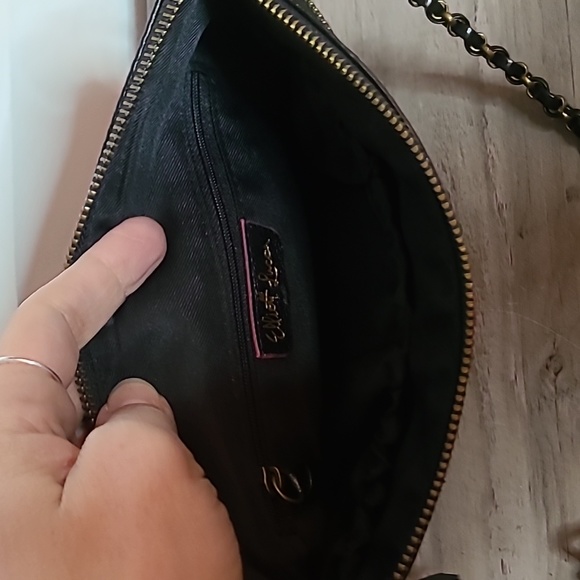 4.5 # of purses Stone Mountian, Tignanello and Elliott Luca - Picture 17 of 17